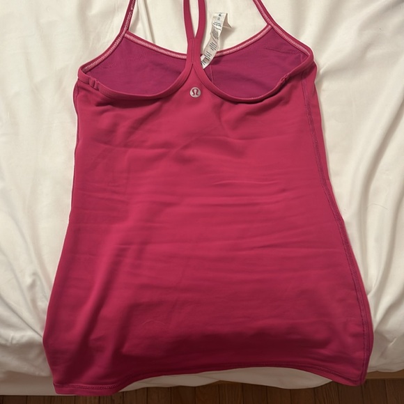 Women’s NWOT pink Lulu tank - Picture 4 of 4
